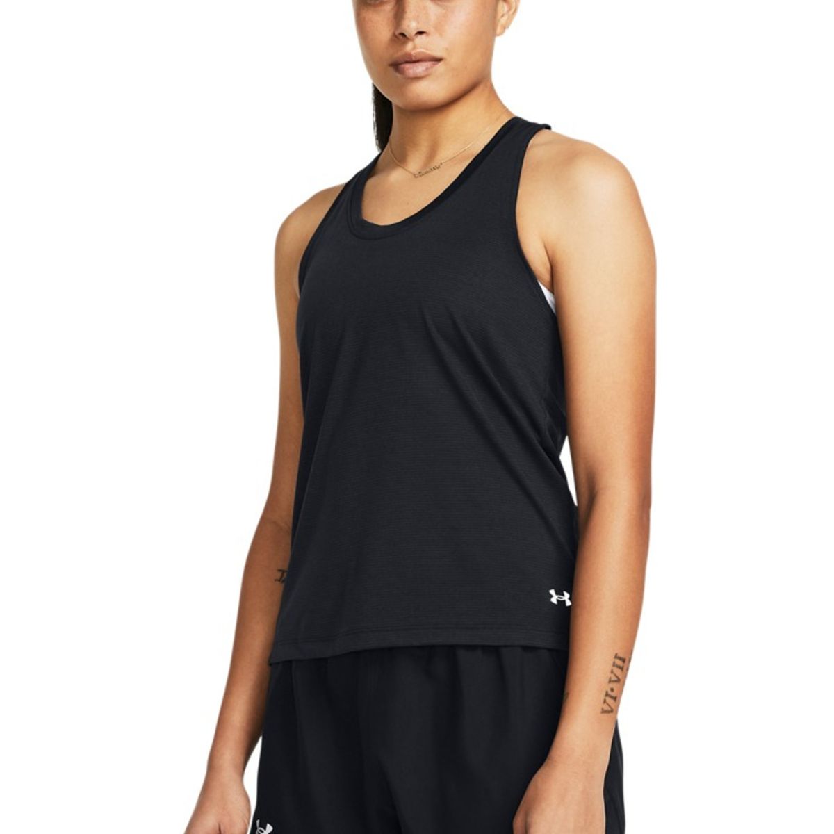 UNDER ARMOUR - Camiseta Mujer UNDER ARMOUR UA LAUNCH SINGLET Negro UNDER ARMOUR.