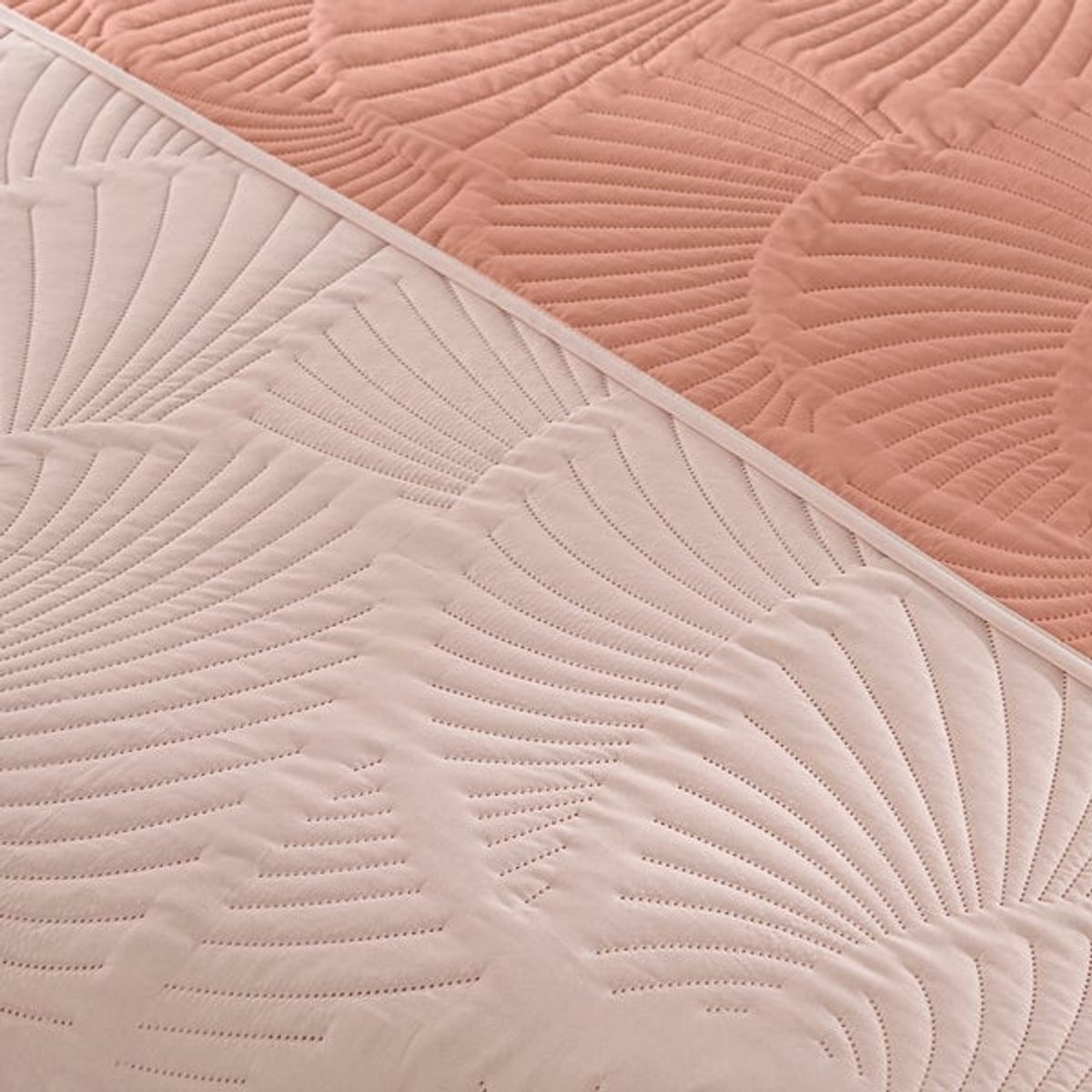 VIANNEY - Cubrelecho Novo Sweet Pink Sencillo Ultra Ligero Doble Vista - Vianney