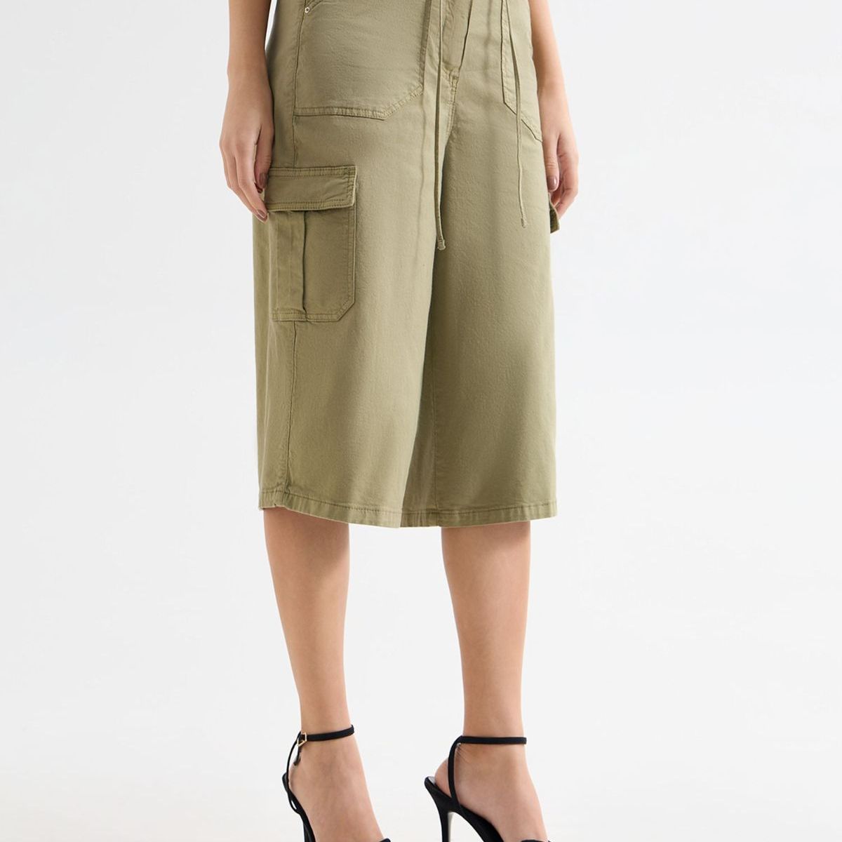 SEVEN SEVEN - Short Para Mujer  Color Verde Marca Seven Seven #28191021