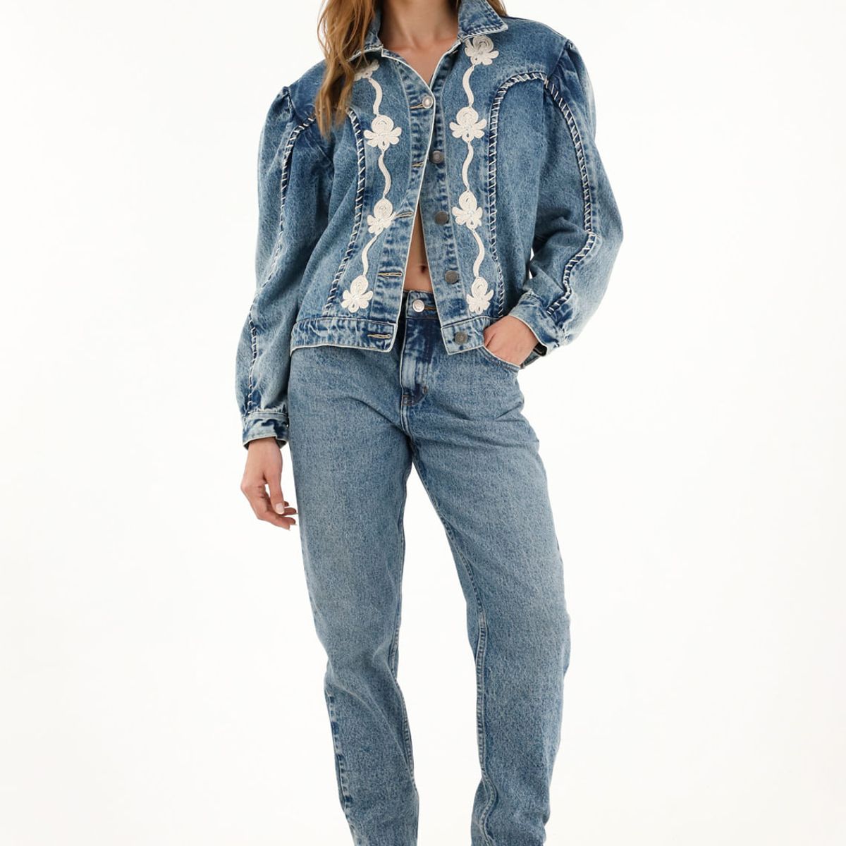 TENNIS - Jean Mom azul tiro alto para mujer