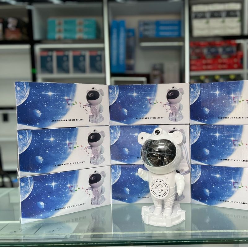 GENERICO - Astronauta bluetooth MUY LUMINOSO