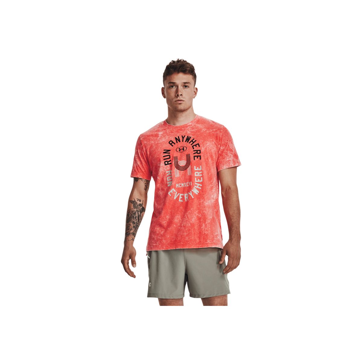 UNDER ARMOUR - Camiseta Hombre UNDER ARMOUR RUN EVERWHRE TEE Rojo UNDER ARMOUR.