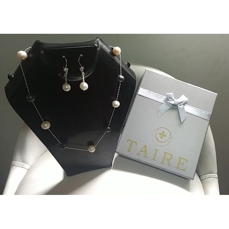 GENERICO - Set Plata con Perlas Negras  Collar y Aretes
