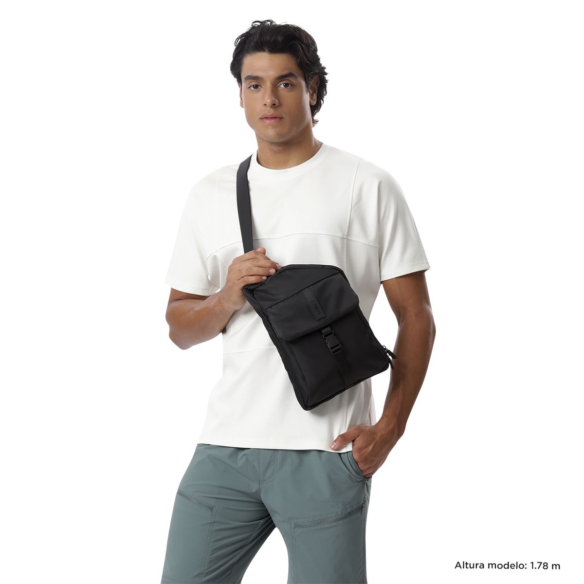 TOTTO - Bolso Manos Libres Para Hombre Porta Tablet Negro TTB Totto