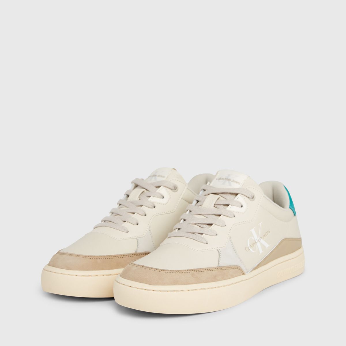 CALVIN KLEIN - Tenis Beige De Cuero Con Logo Lateral Calvin Klein