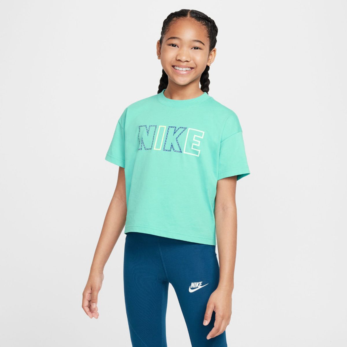 NIKE - Camiseta Niños Nike Sportswear Essential