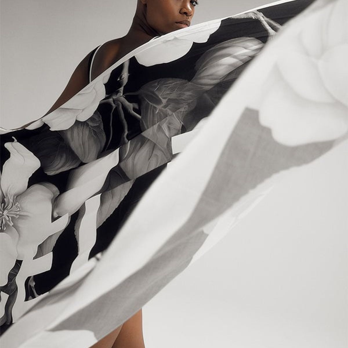 CELEIT - CELĒIT PAREO NEGRO Y BLANCO