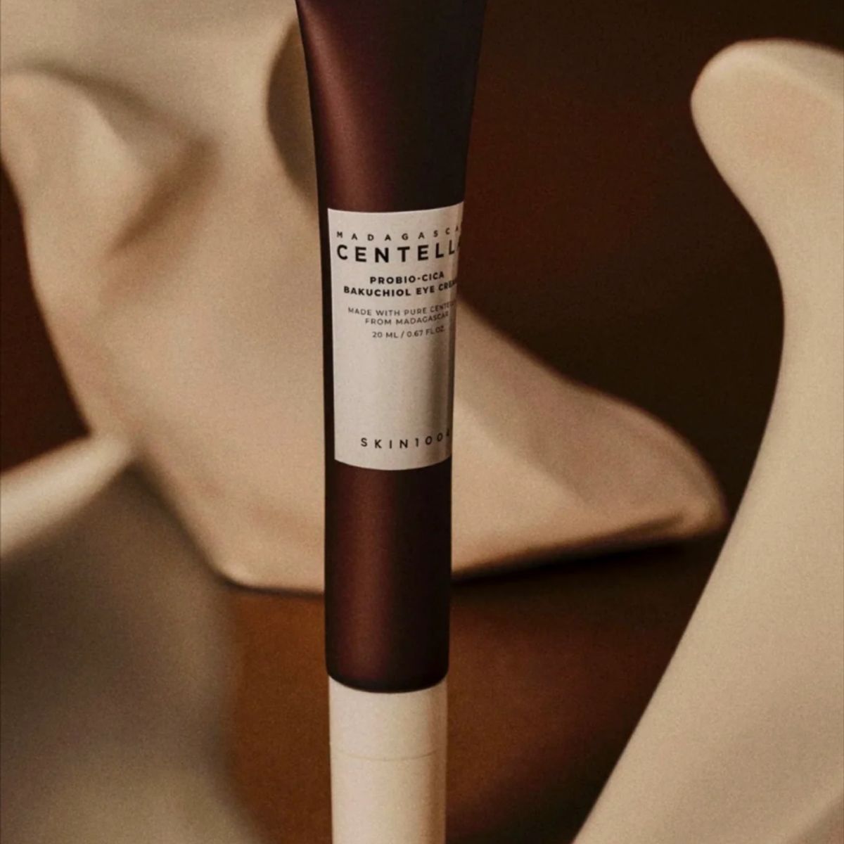 SKIN1004 - Madagascar Centella Probio-Cica Bakuchiol Contorno de Ojos