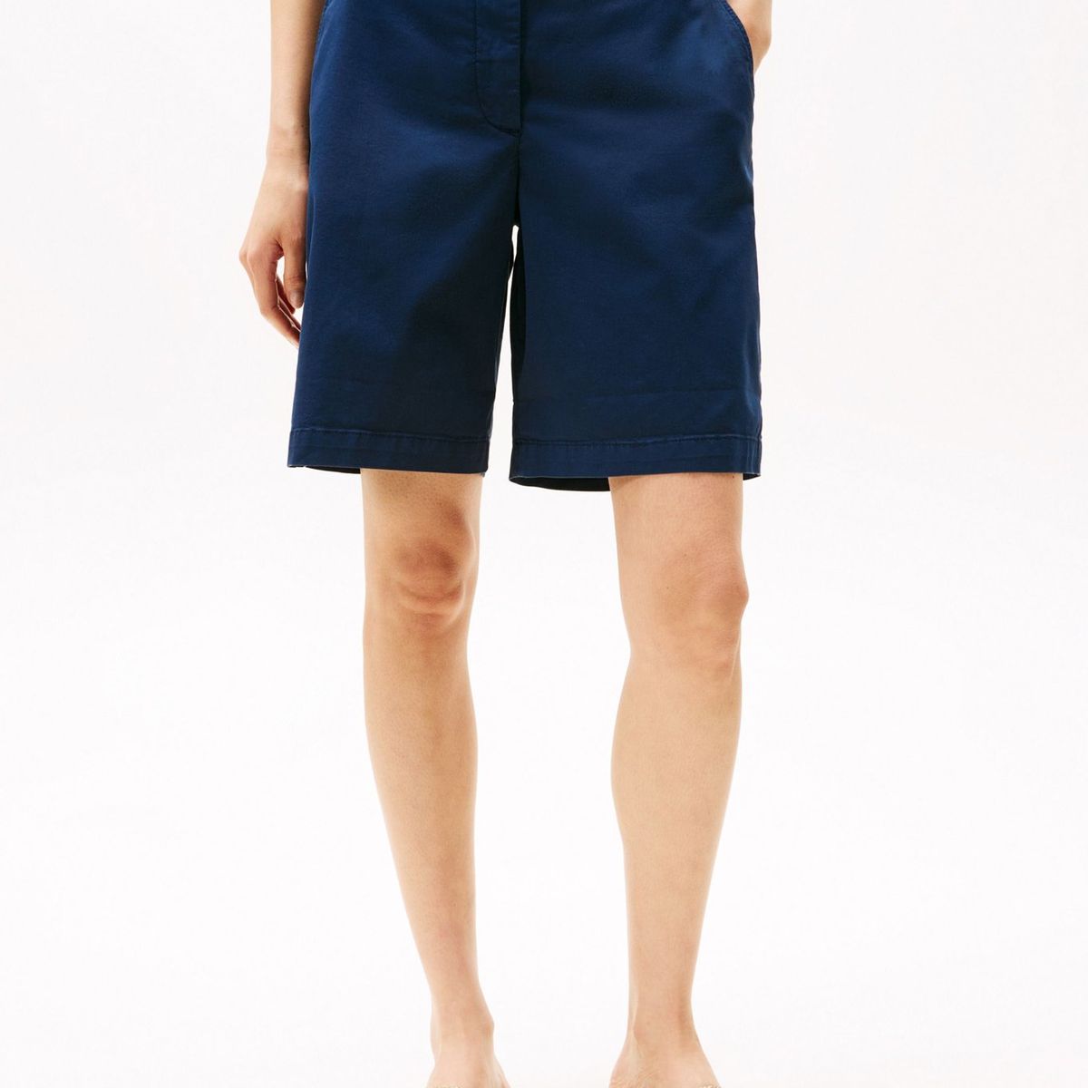 TOMMY HILFIGER - Bermudas azul chino Mom con vuelta Tommy Hilfiger