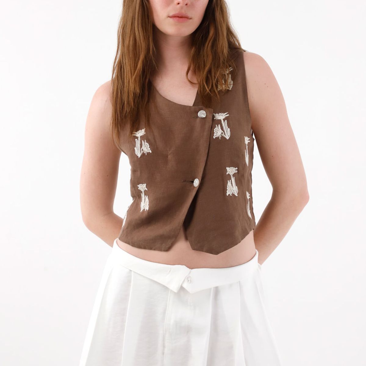 TENNIS - Falda corta con tablas crudo para mujer