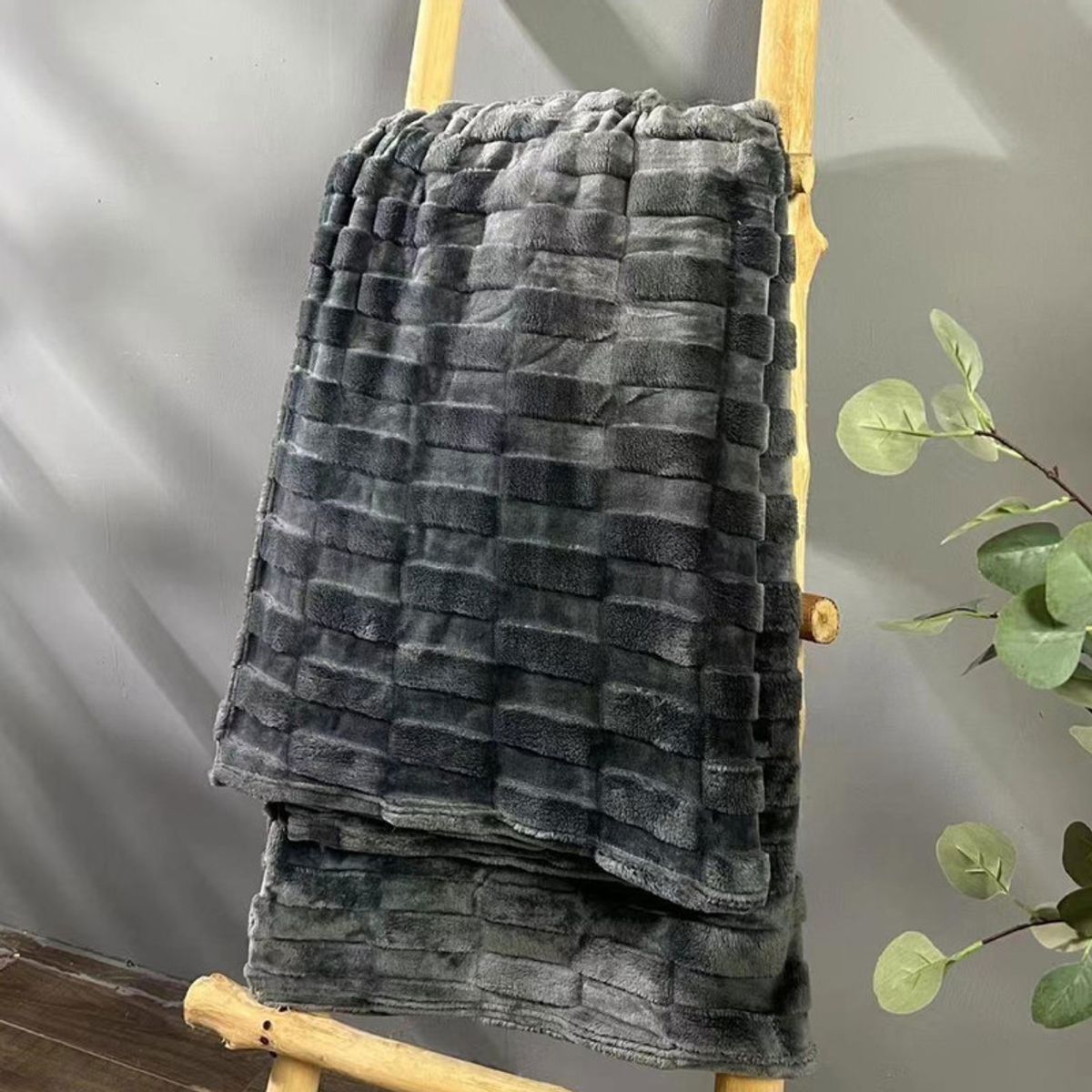 MY HOME STORE - Cobija Textura Boreal Gris Oscuro