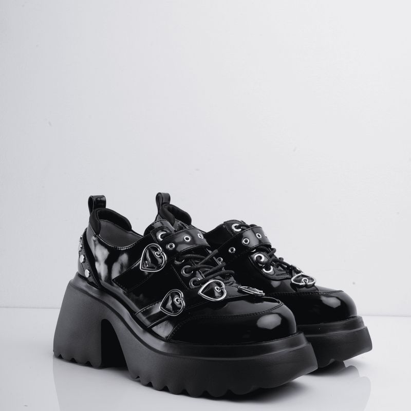CALZADO ADRENALINA - Zapatos negros de charol con apliques de corazón plateados smith