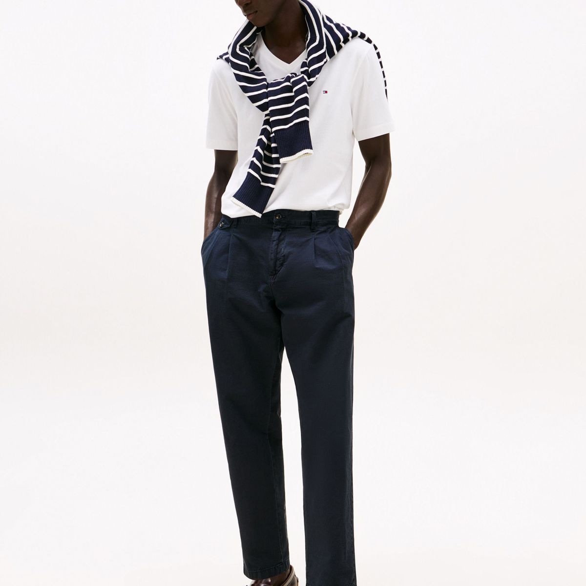 TOMMY HILFIGER - Camiseta blanca de Cuello en V Tommy Hilfiger