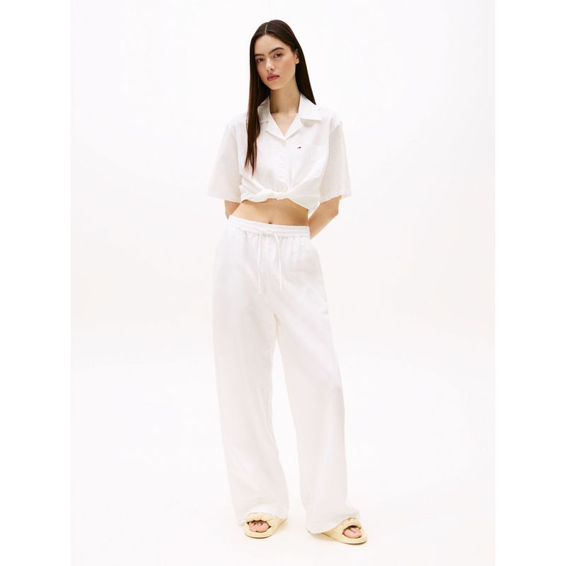 TOMMY HILFIGER - Camisa blanca cropped de manga corta y corte amplio Tommy Jeans