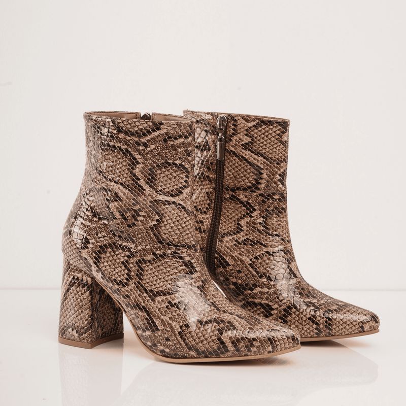 CALZADO ADRENALINA - Botin de tacón con estampado tipo serpiente café michael