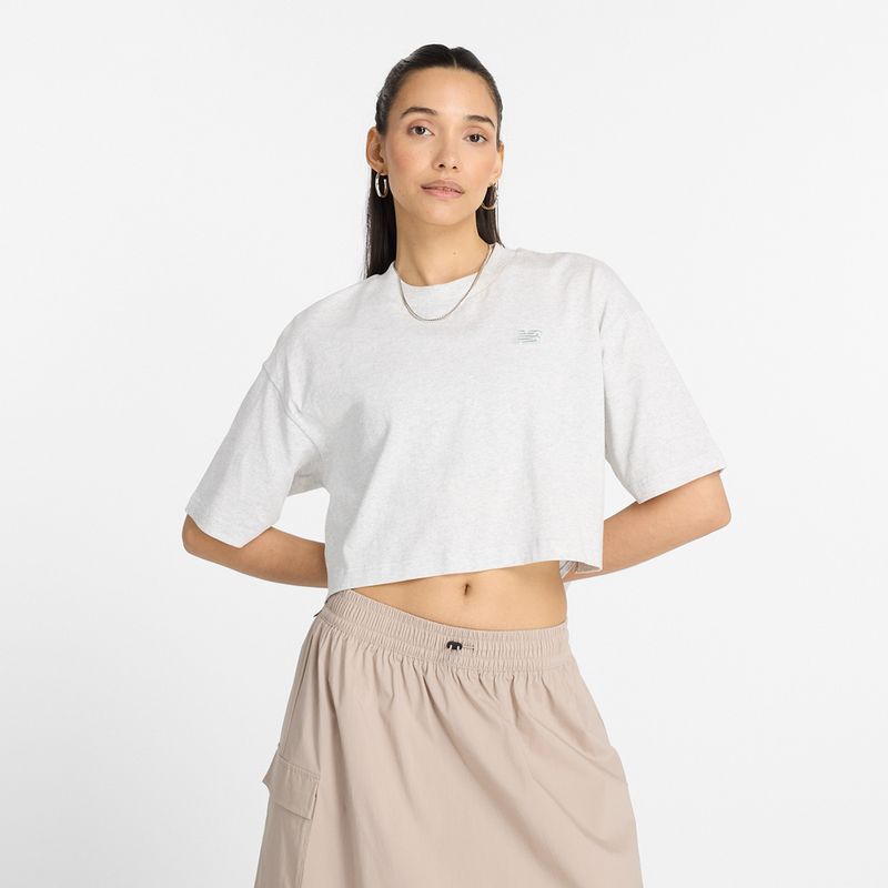 NEW BALANCE - Camisa Deportiva New Balance Oversized Jersey Blanco Mujer