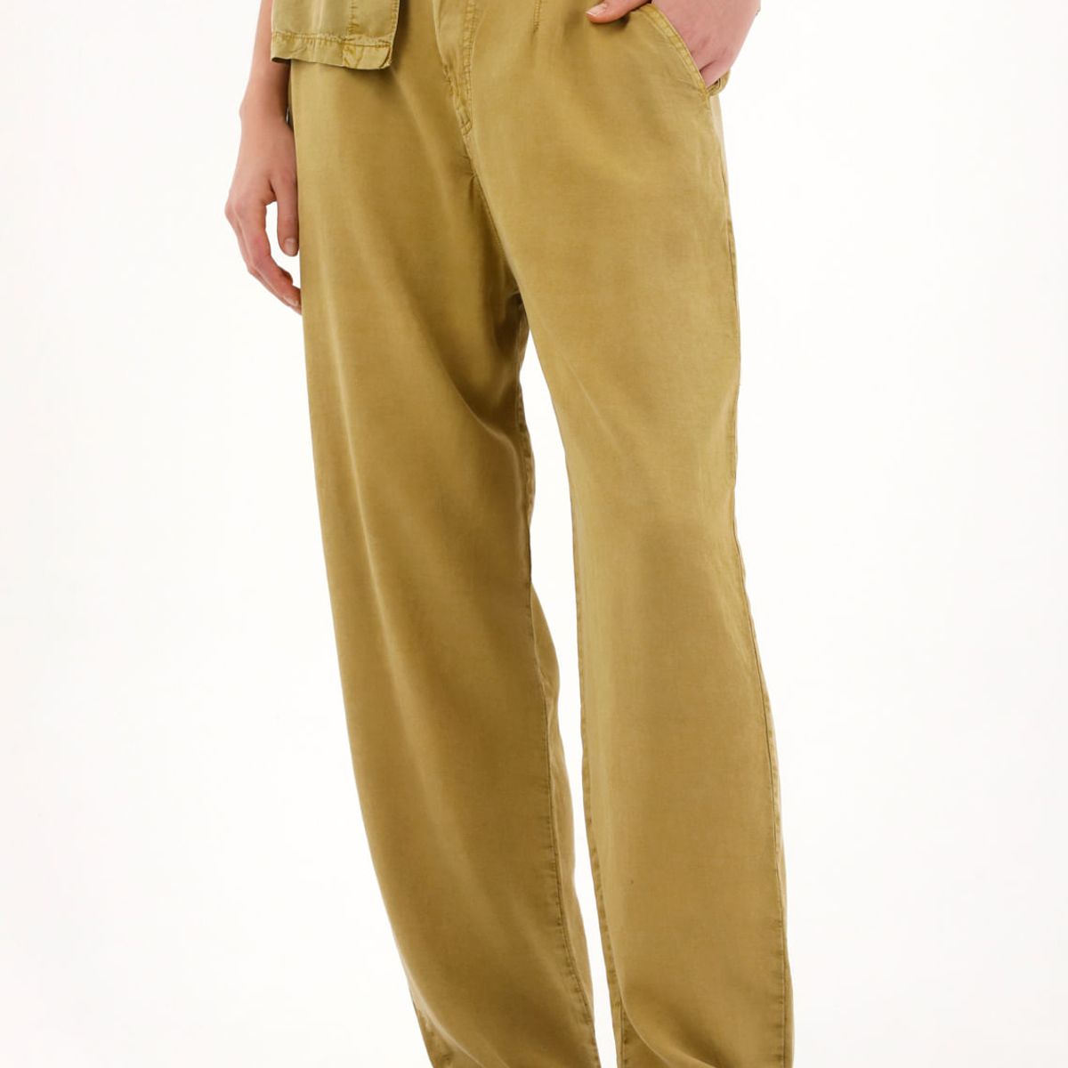 TOPMARK - Pantalón tiro alto con teñido overdye verde para mujer