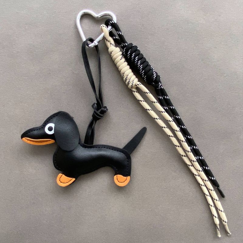 FRIOLENTA - Llavero Perro Salchicha Charm Dachshund para cartera