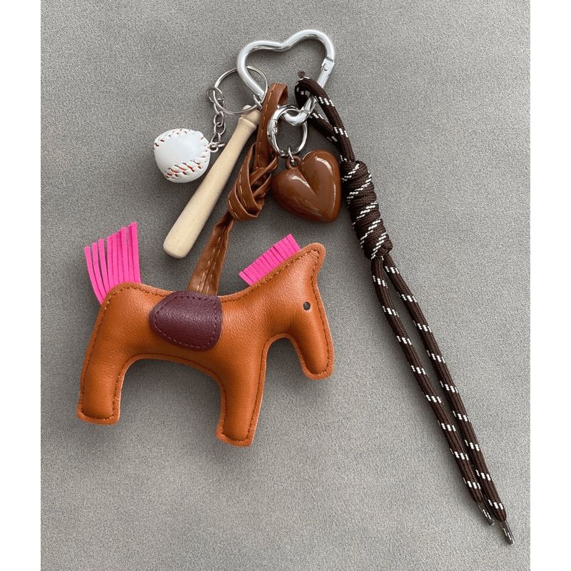FRIOLENTA - Llavero Caballo Charm para Cartera Corazon