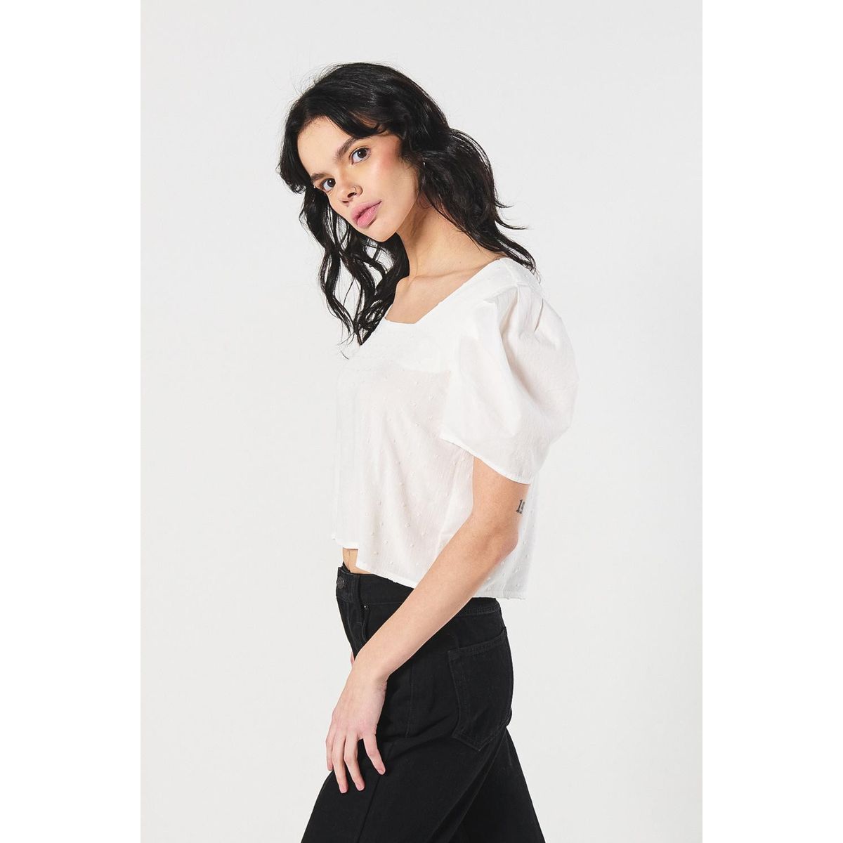 KOAJ - KOAJ Blusa unicolor manga corta tipo globo con escotes cuadr Mujer