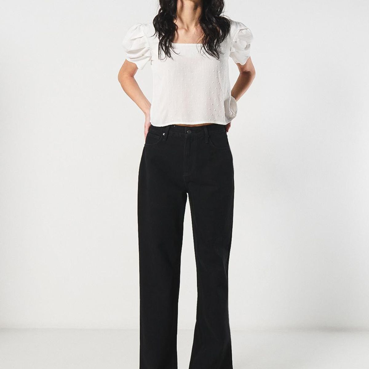 KOAJ - KOAJ Blusa unicolor manga corta tipo globo con escotes cuadr Mujer