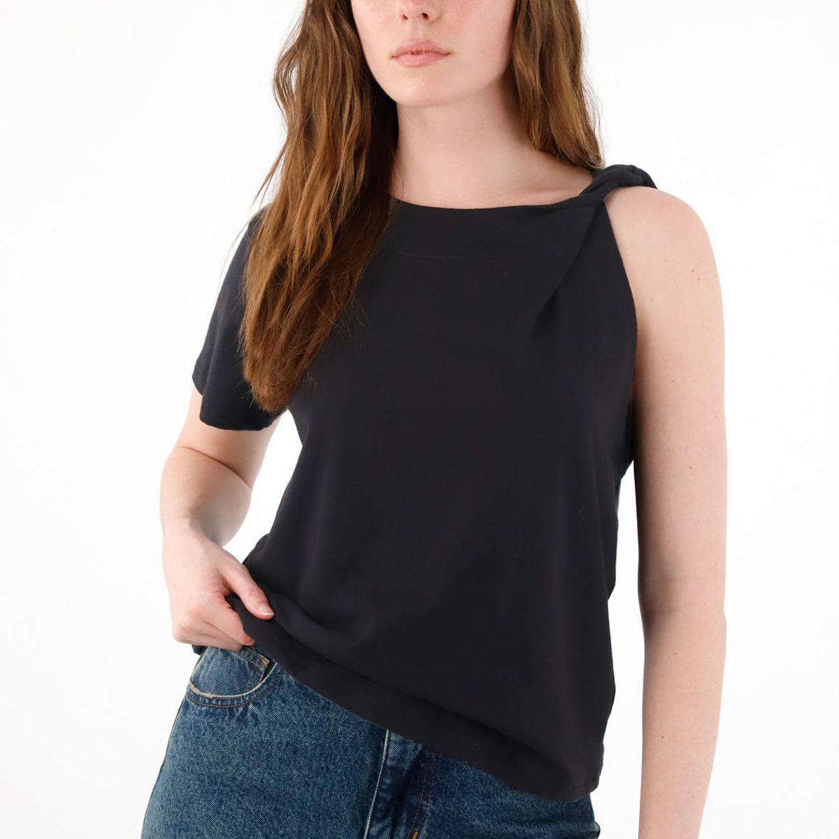 TENNIS - Camiseta con detalle entorchado en hombro negra para mujer