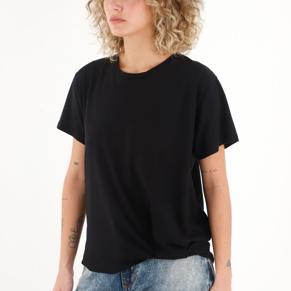 TOPMARK - Camiseta con detalle anudado negra para mujer