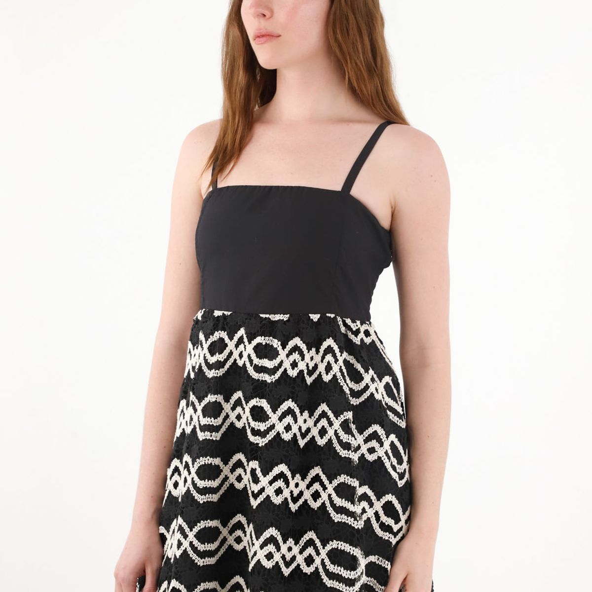 TENNIS - Vestido corto con volumen y falda tejida negro para mujer