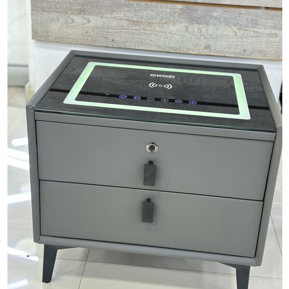 NOVEDADES - Nochero Inteligentes Con Estacion De Carga Inalambrica Bluetooth