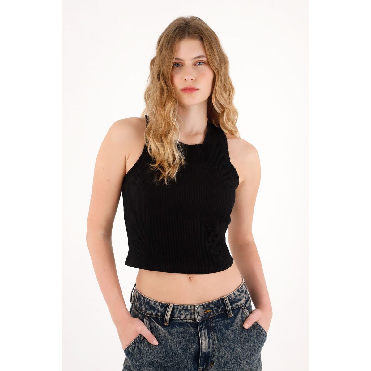 TENNIS - Camiseta negra en rib manga sisa para mujer