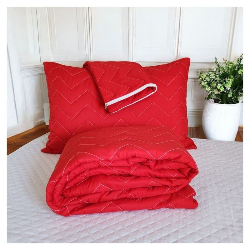 HOGARETO - Protector  Colchón Acolchado Rojo Cama Semidoble + 2 Fundas de Almohada