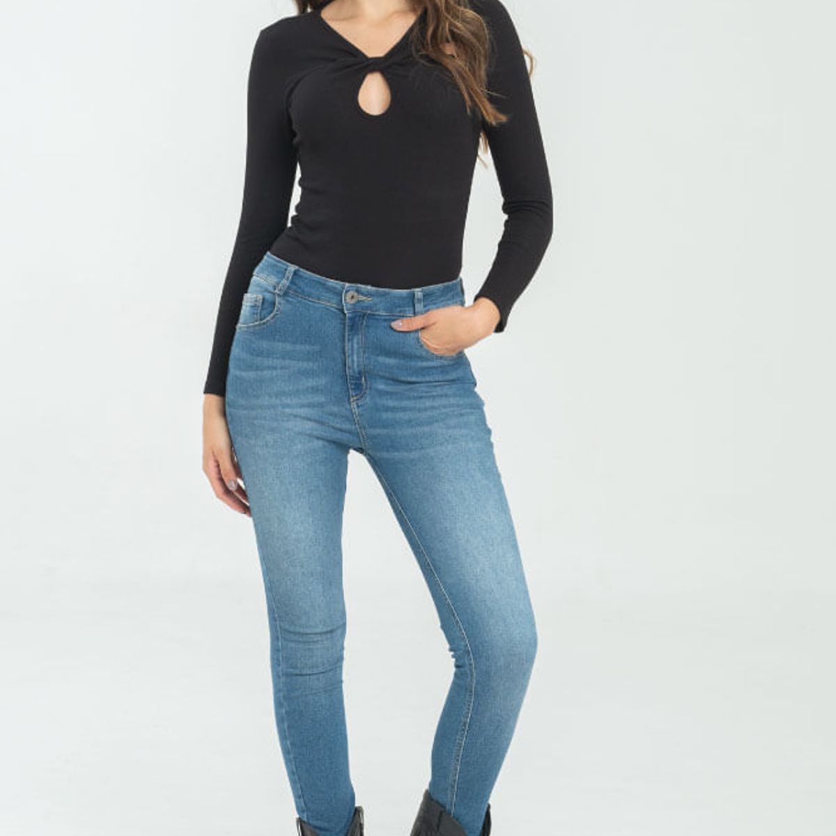 RAGGED - Body manga larga camilo Negro Ragged