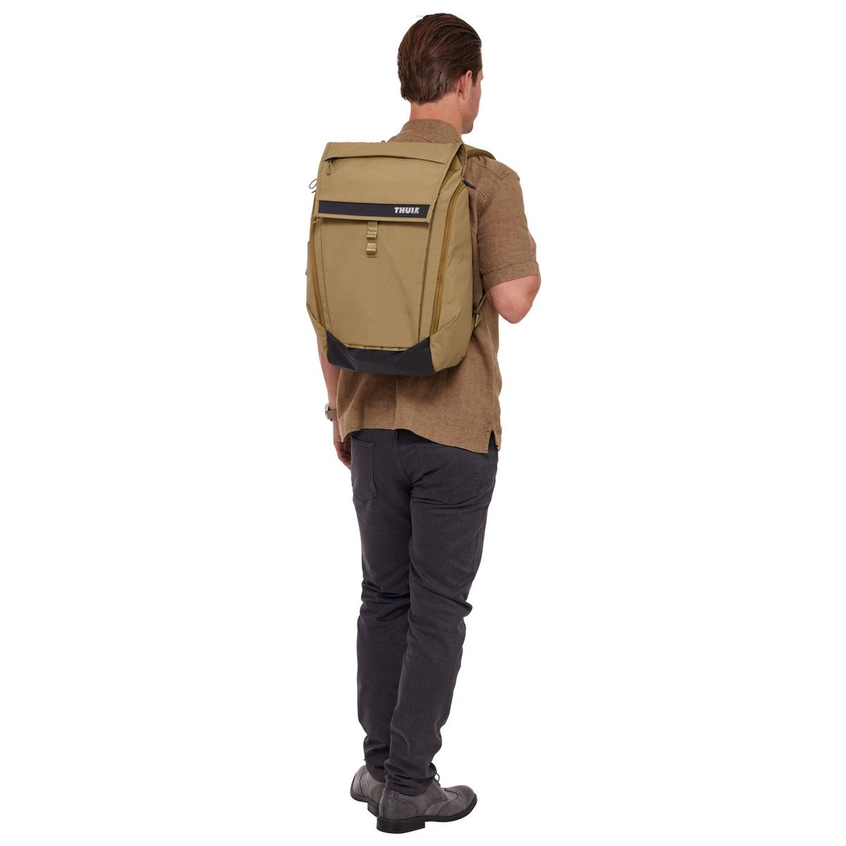 THULE - Mochila para computadora portátil 27 L café Nutria