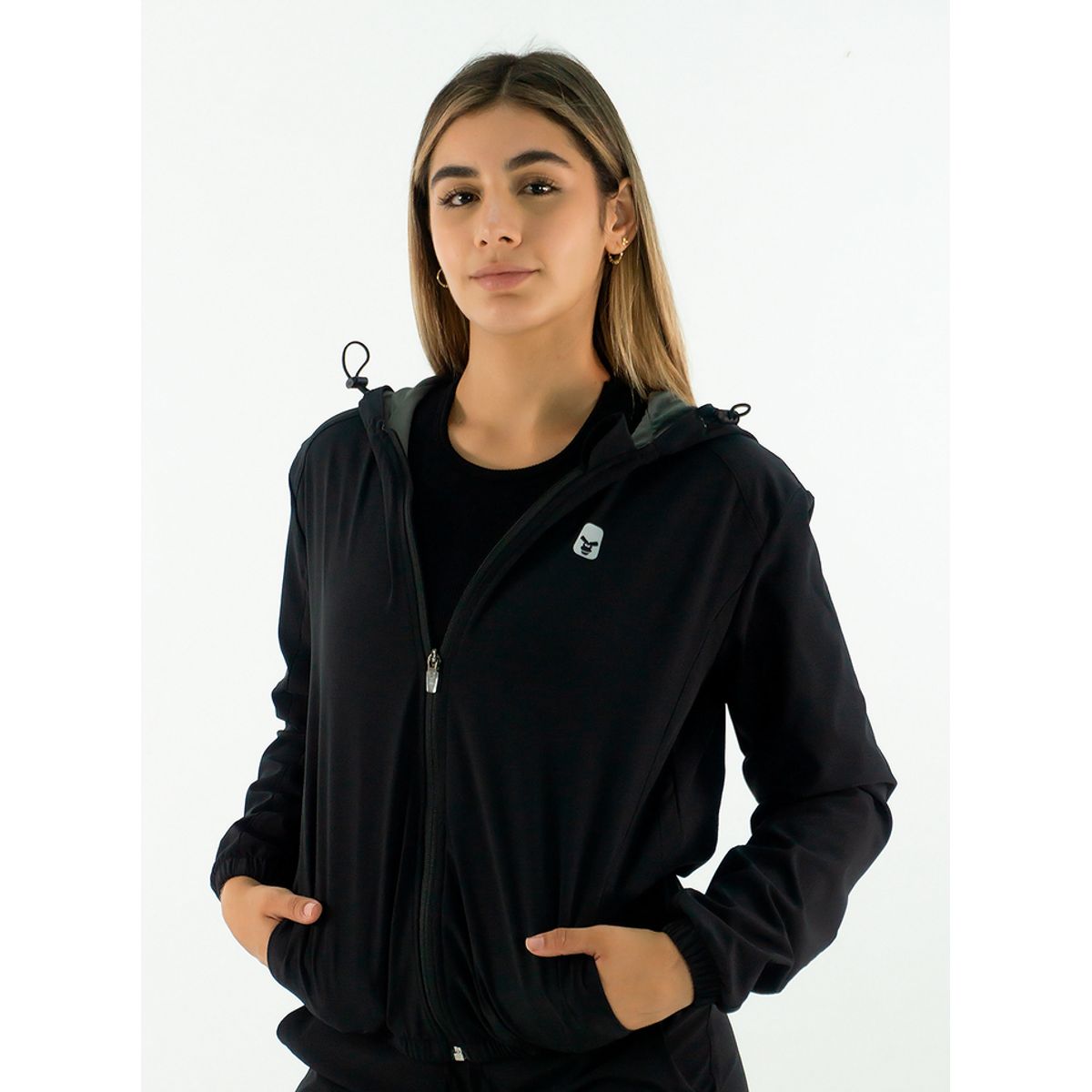 NO RULES - CHAQUETA DEPORTIVA NEGRA.