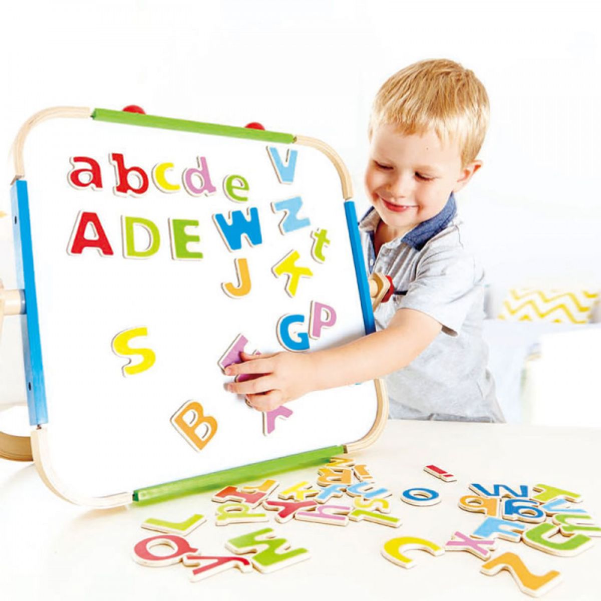 HAPE - LETRAS MAGNÉTICAS EN MADERA