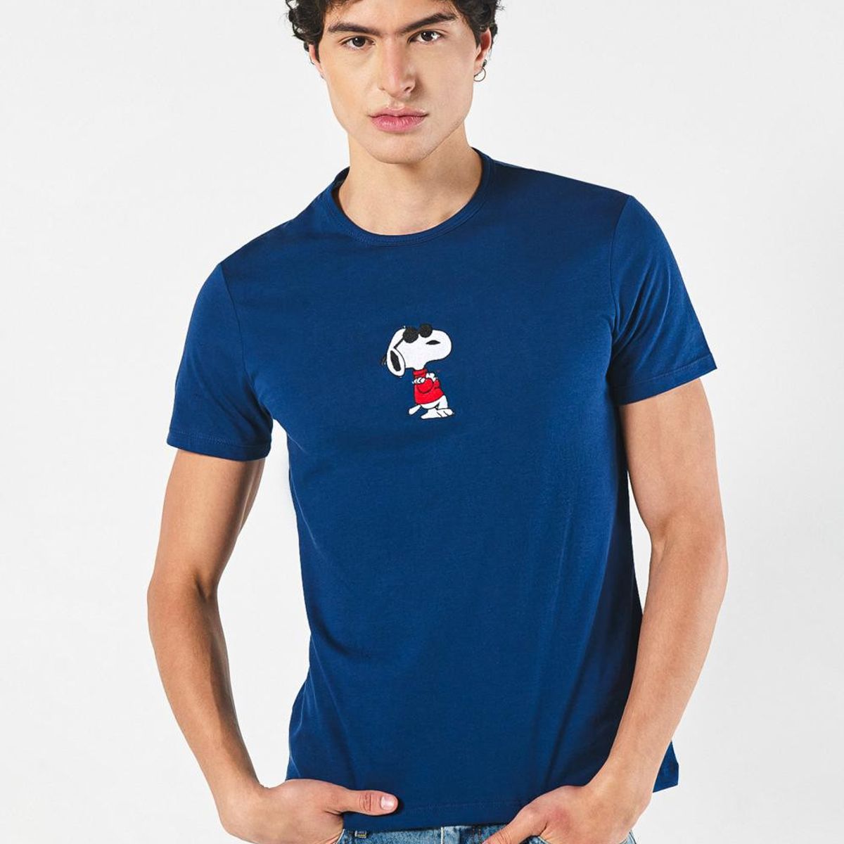 KOAJ - KOAJ Camiseta unicolor cuello redondo con diseño de Snoopy Hombre
