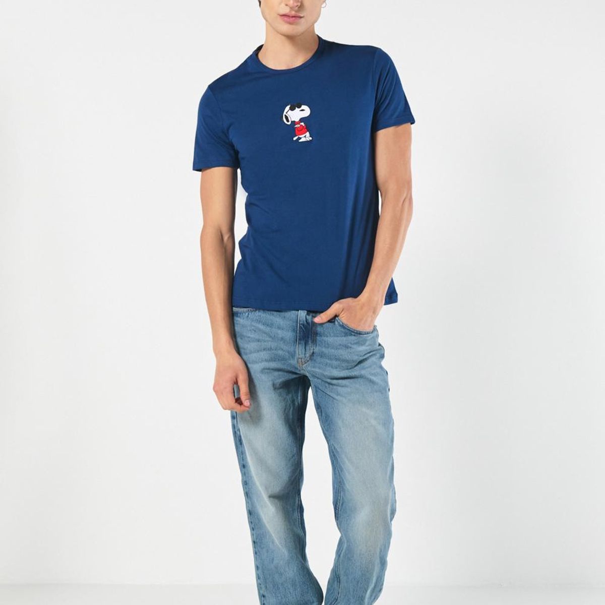 KOAJ - KOAJ Camiseta unicolor cuello redondo con diseño de Snoopy Hombre