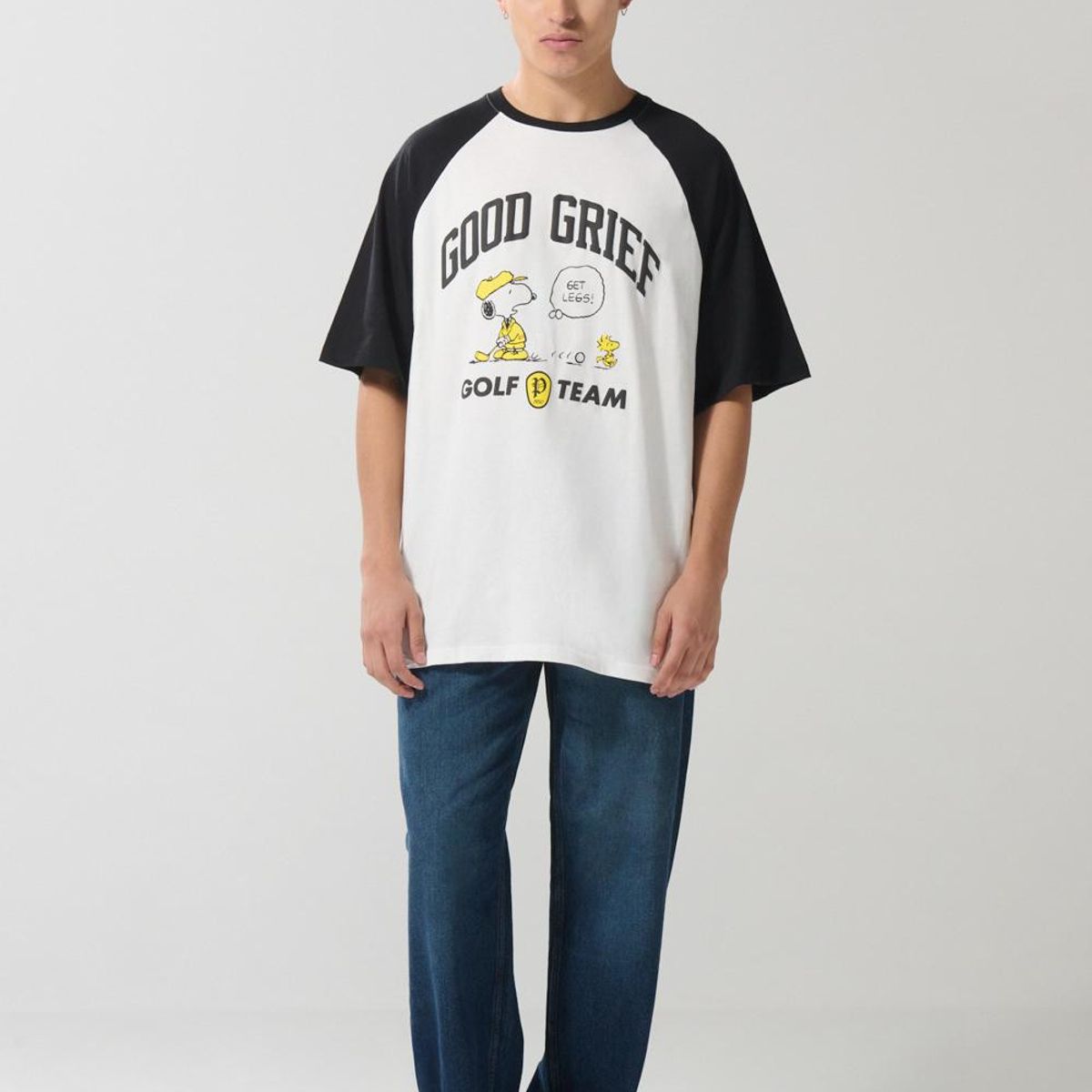 KOAJ - KOAJ Camiseta crema de Snoopy con manga ranglan corta Hombre