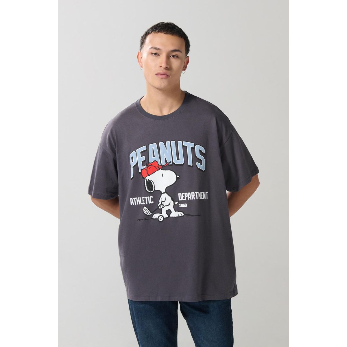 KOAJ - KOAJ Camiseta de Snoopy gris con cuello redondo oversize Hombre