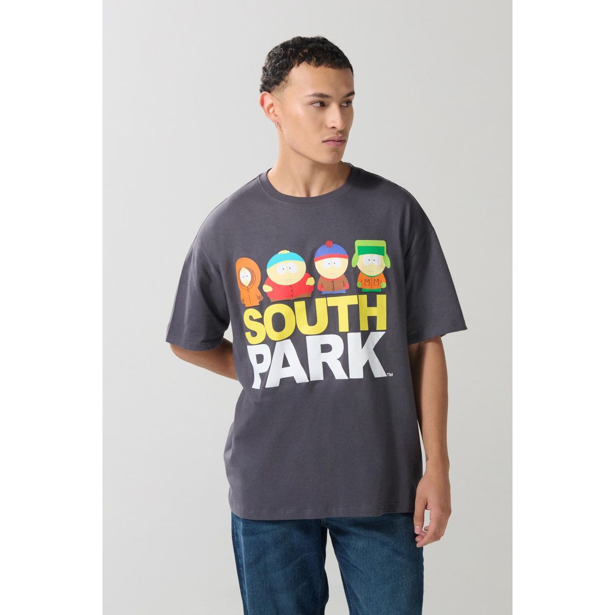 KOAJ - KOAJ Camiseta oversize gris manga corta con arte de South P Hombre