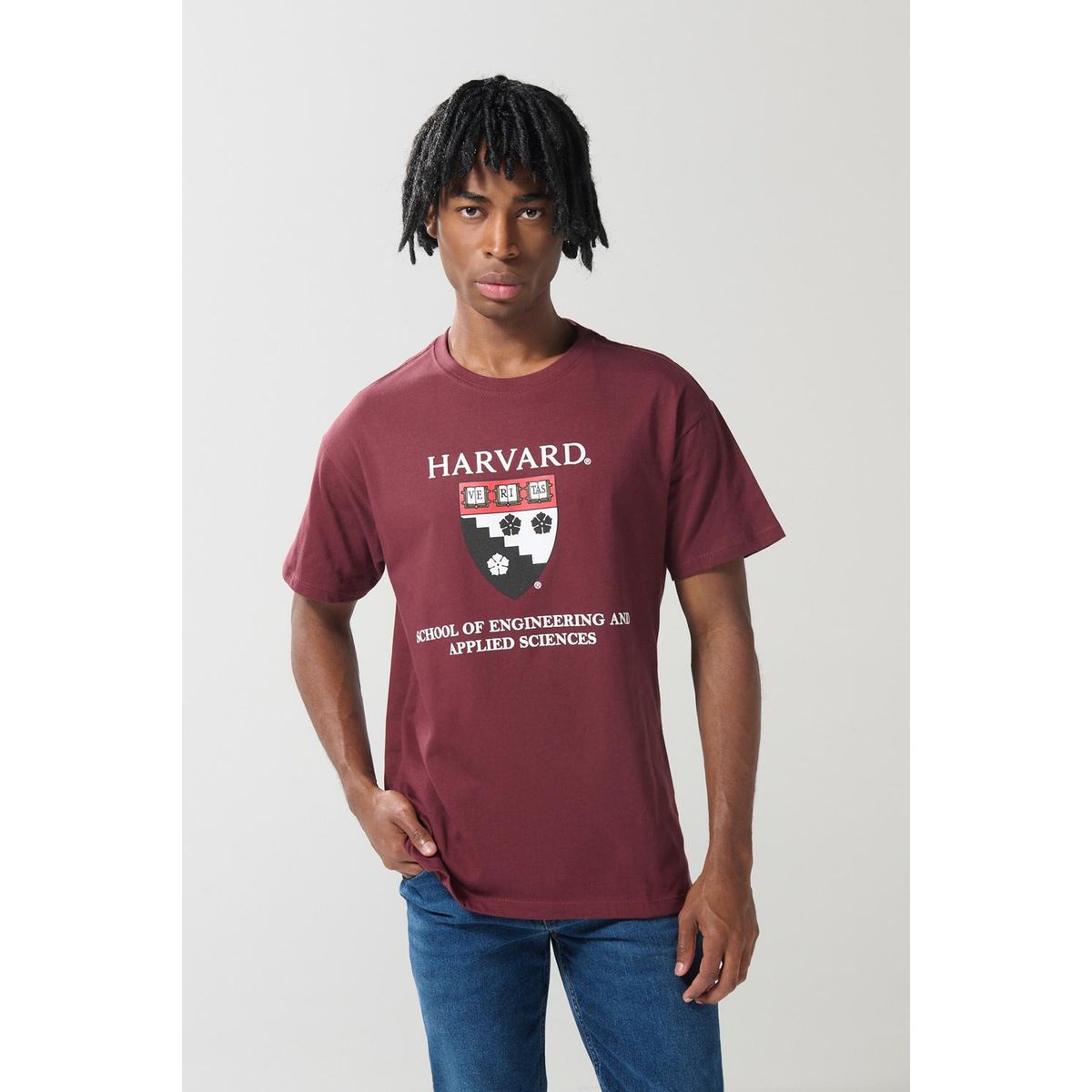 KOAJ - KOAJ Camiseta roja oscura de Harvard con cuello redondo Hombre