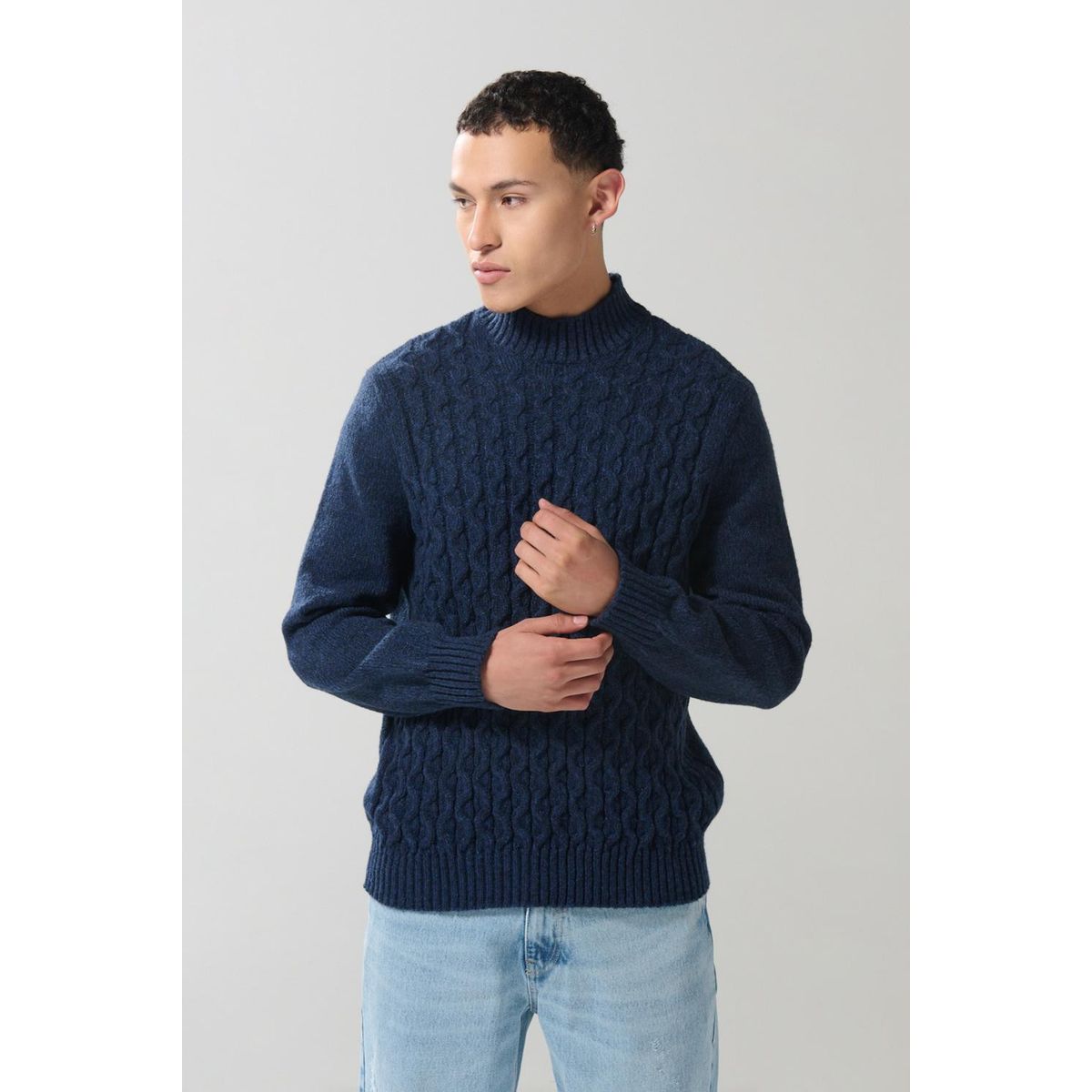 KOAJ - KOAJ Suéter unicolor cuello alto con trenzas Hombre