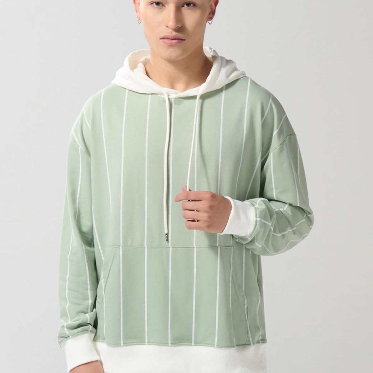 KOAJ - KOAJ Buzo verde claro oversize con capota y rayas Hombre