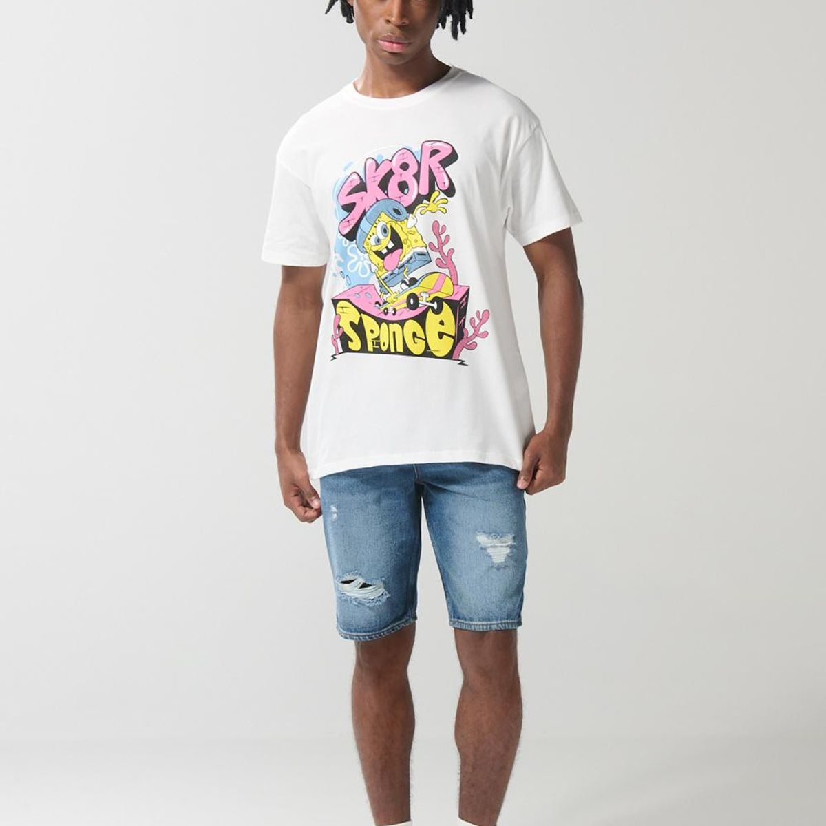 KOAJ - KOAJ Camiseta en algodón de Bob Esponja crema cuello redond Hombre