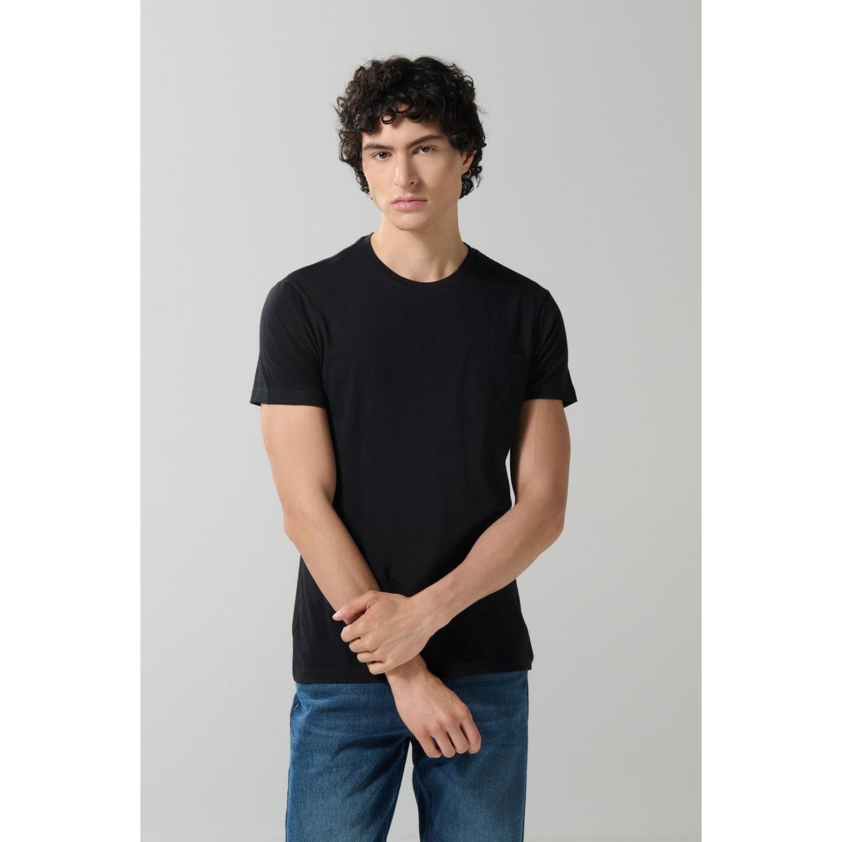 KOAJ - KOAJ Camiseta con bolsillo, manga corta y cuello redondo un Hombre