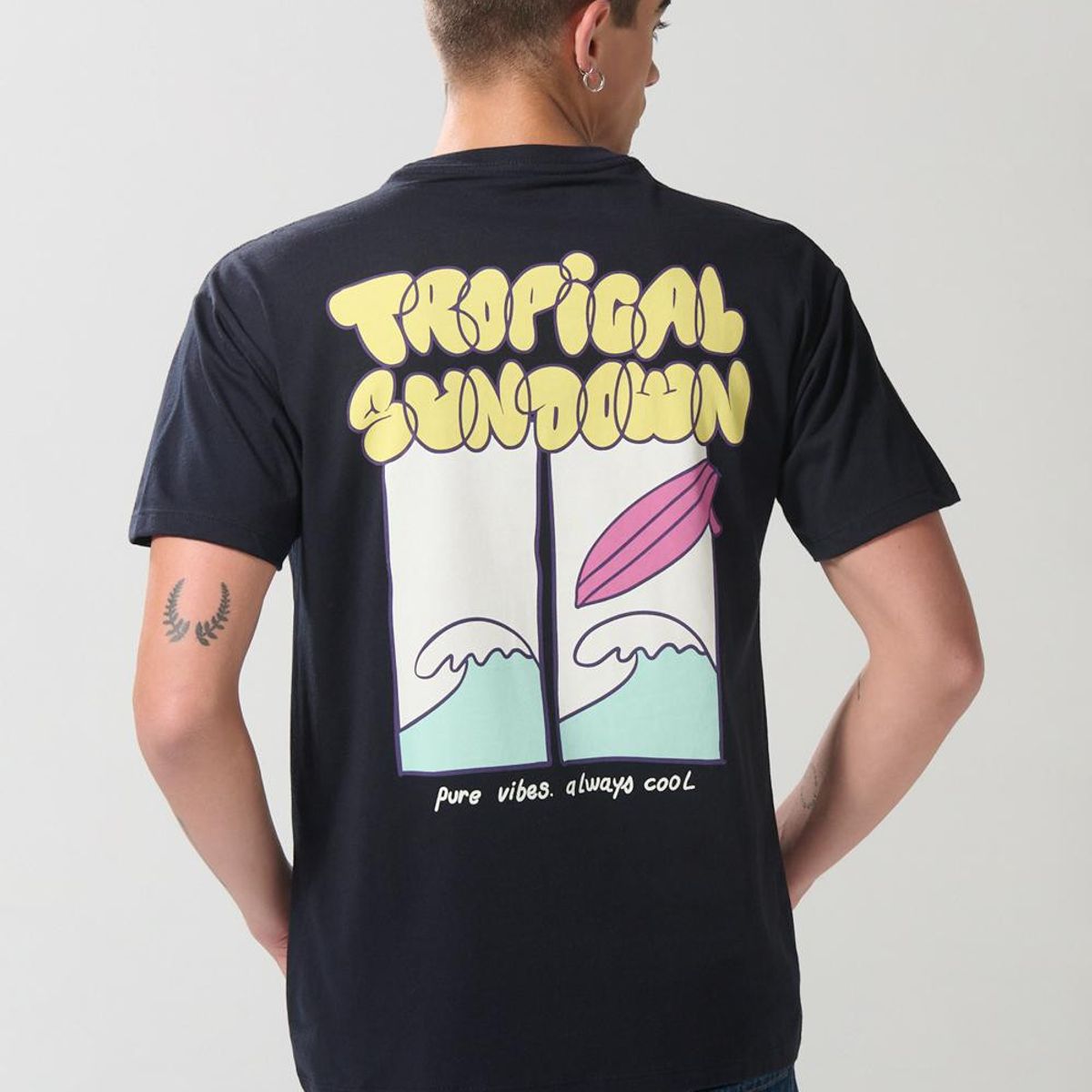 KOAJ - KOAJ Camiseta manga corta unicolor para hombre. Hombre