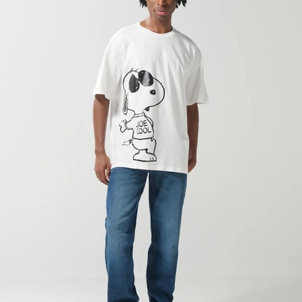 KOAJ - KOAJ Camiseta oversize crema de Snoopy manga corta Hombre