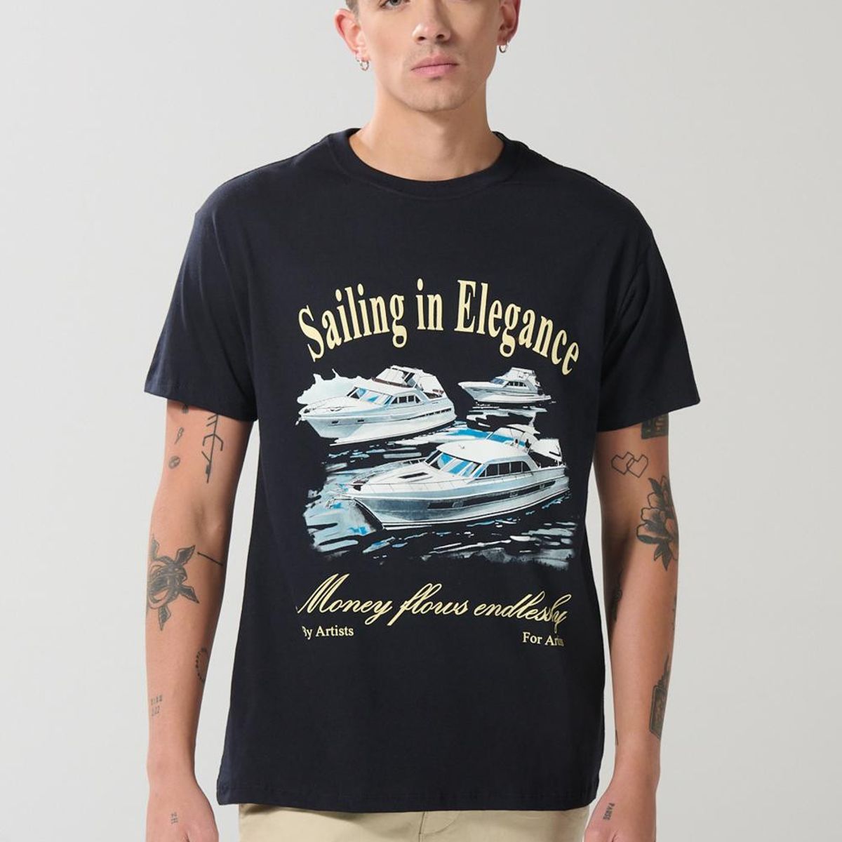 KOAJ - KOAJ Camiseta unicolor cuello redondo con estampado de play Hombre