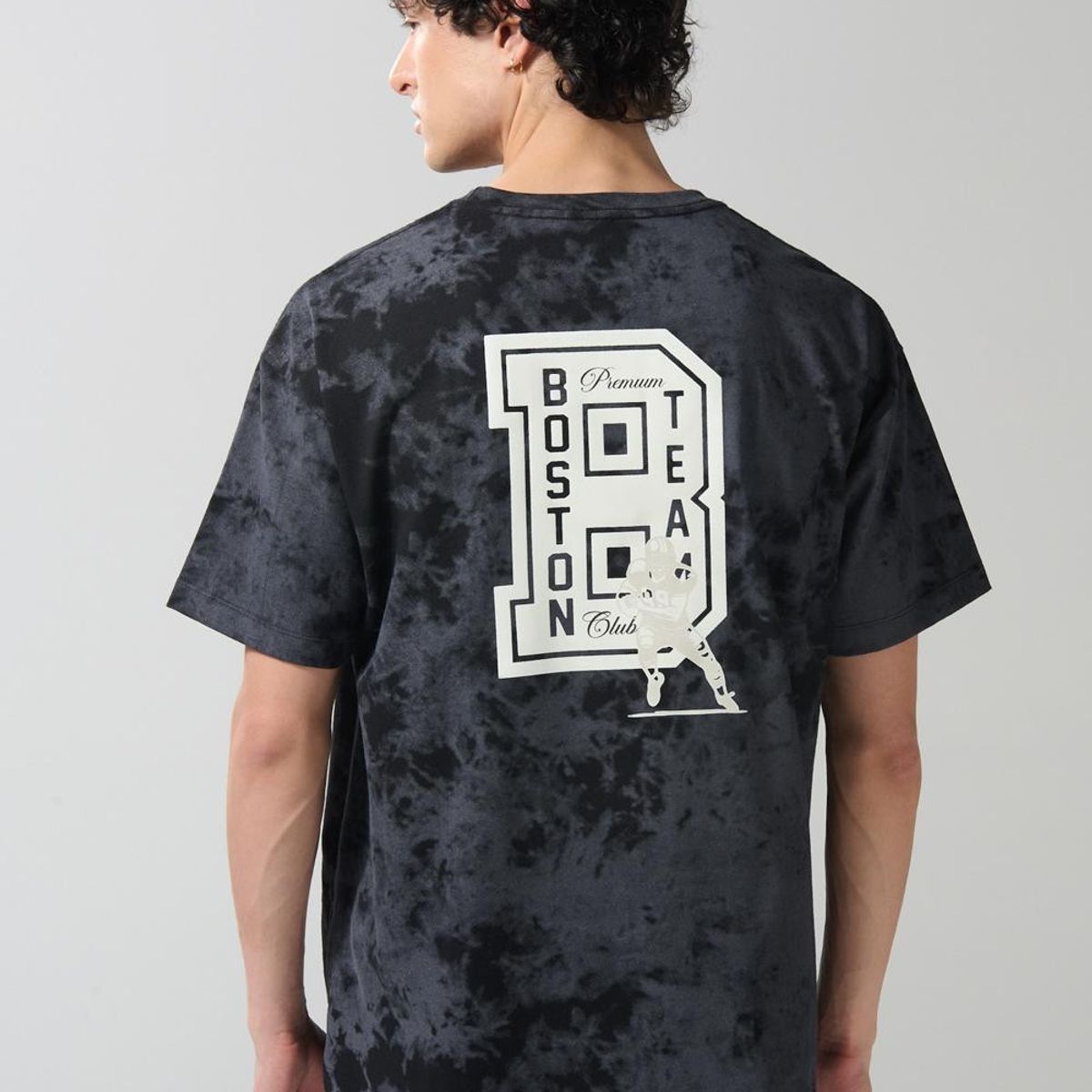 KOAJ - KOAJ Camiseta negra tie dye oversize college con manga corta Hombre