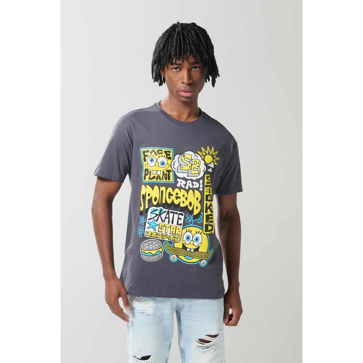 KOAJ - KOAJ Camiseta gris intensa cuello redondo de Bob Esponja Hombre